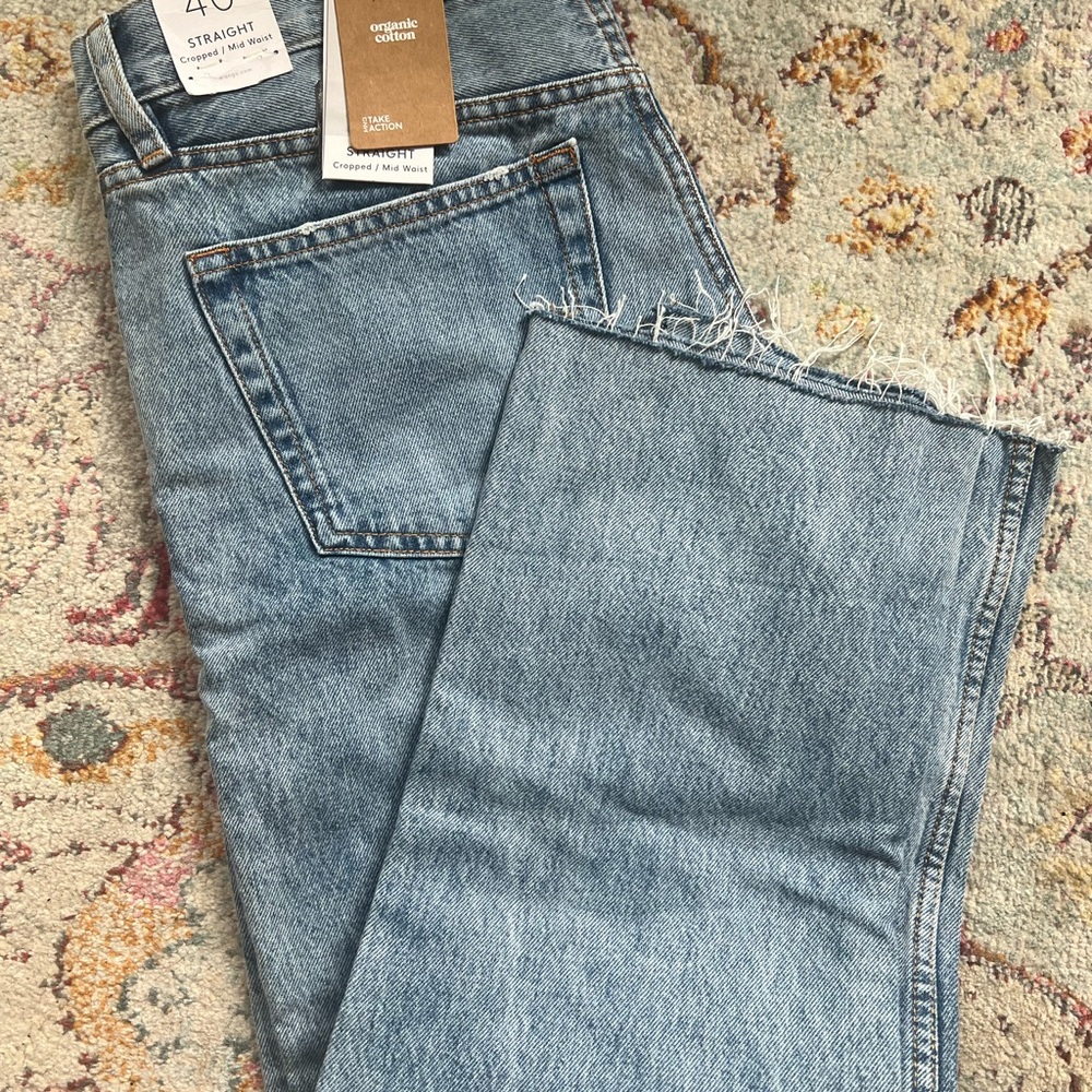 Straight Cropped Ankle Leg Blue Jeans